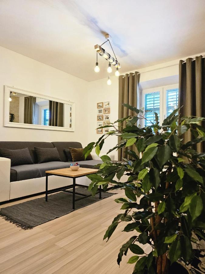 Apartment Lux زادار المظهر الخارجي الصورة