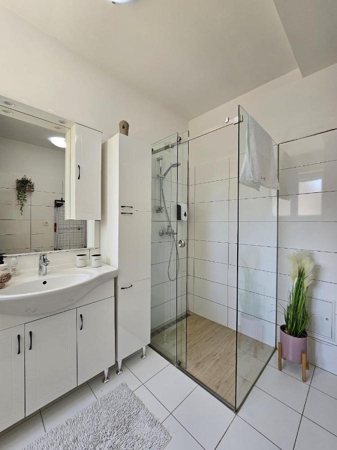Apartment Lux زادار المظهر الخارجي الصورة